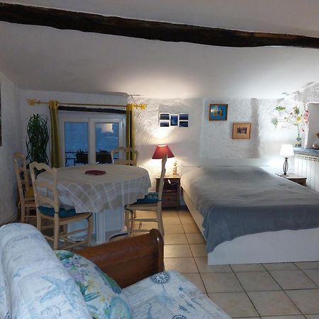 "Le Charme Provencal" - Studio 4 Couchages Classe 2 Etoiles - Axelle Loc'Appart Lorgues Exterior photo
