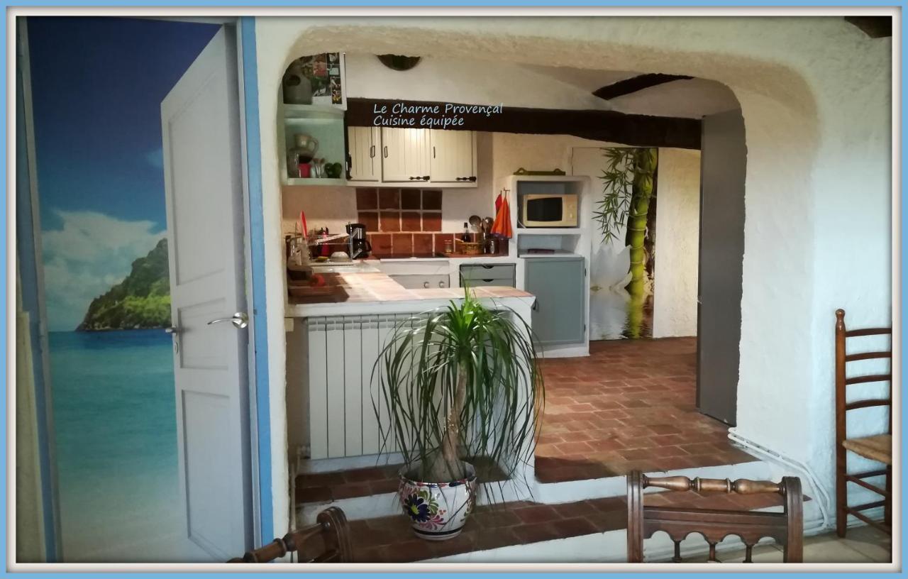 "Le Charme Provencal" - Studio 4 Couchages Classe 2 Etoiles - Axelle Loc'Appart Lorgues Exterior photo